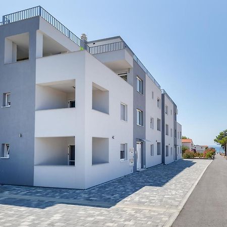 Apartmani Kastelina Vir Exterior foto