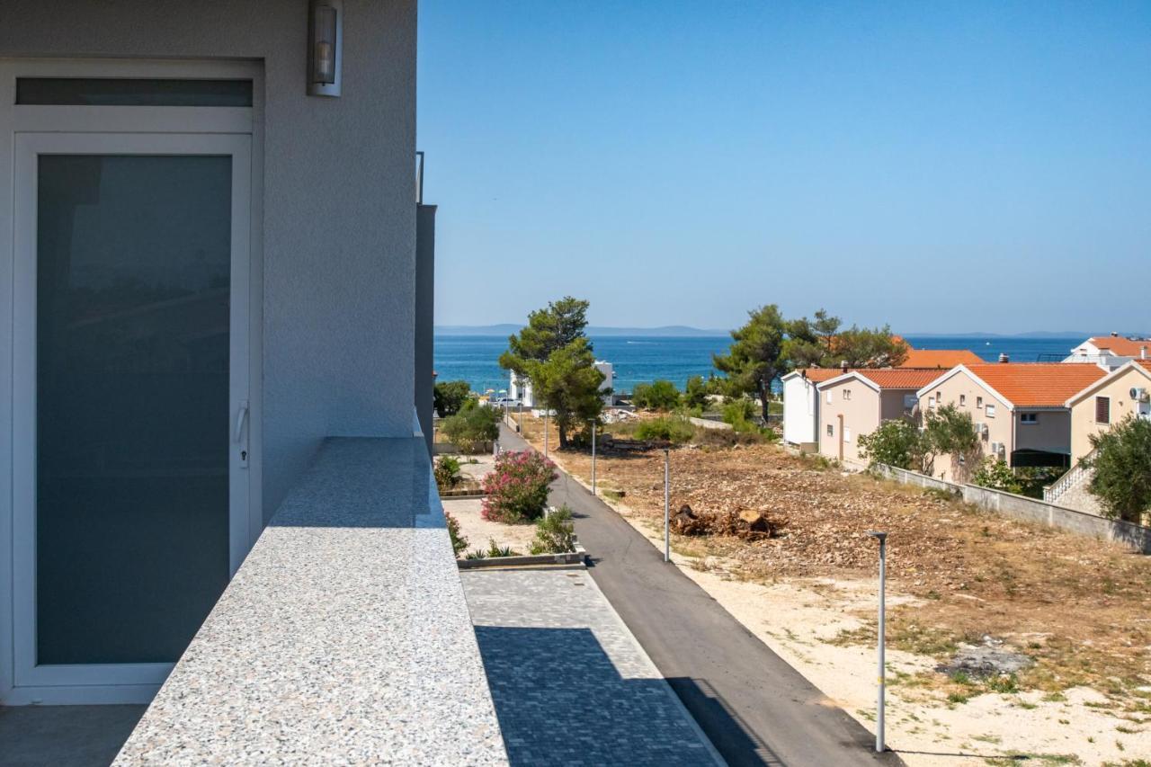 Apartmani Kastelina Vir Exterior foto