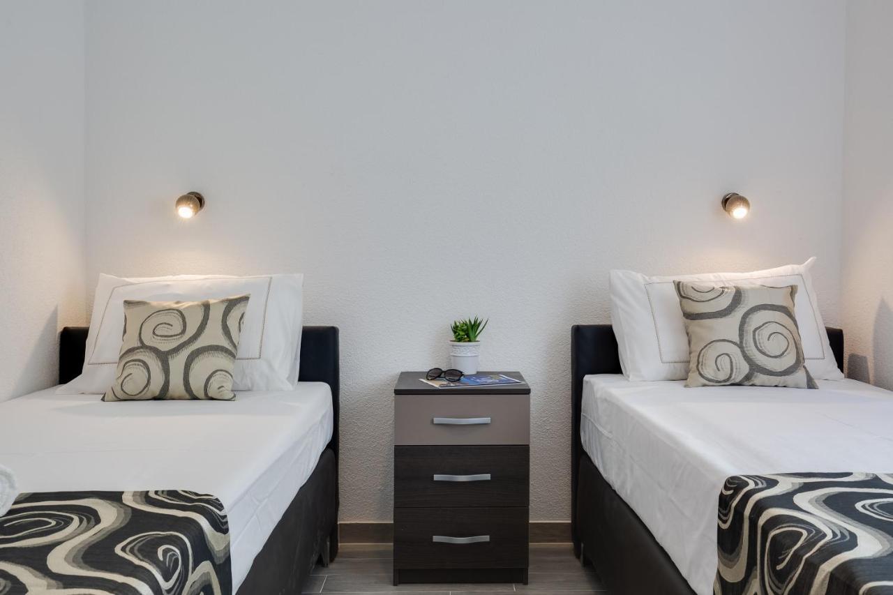 Apartmani Kastelina Vir Exterior foto